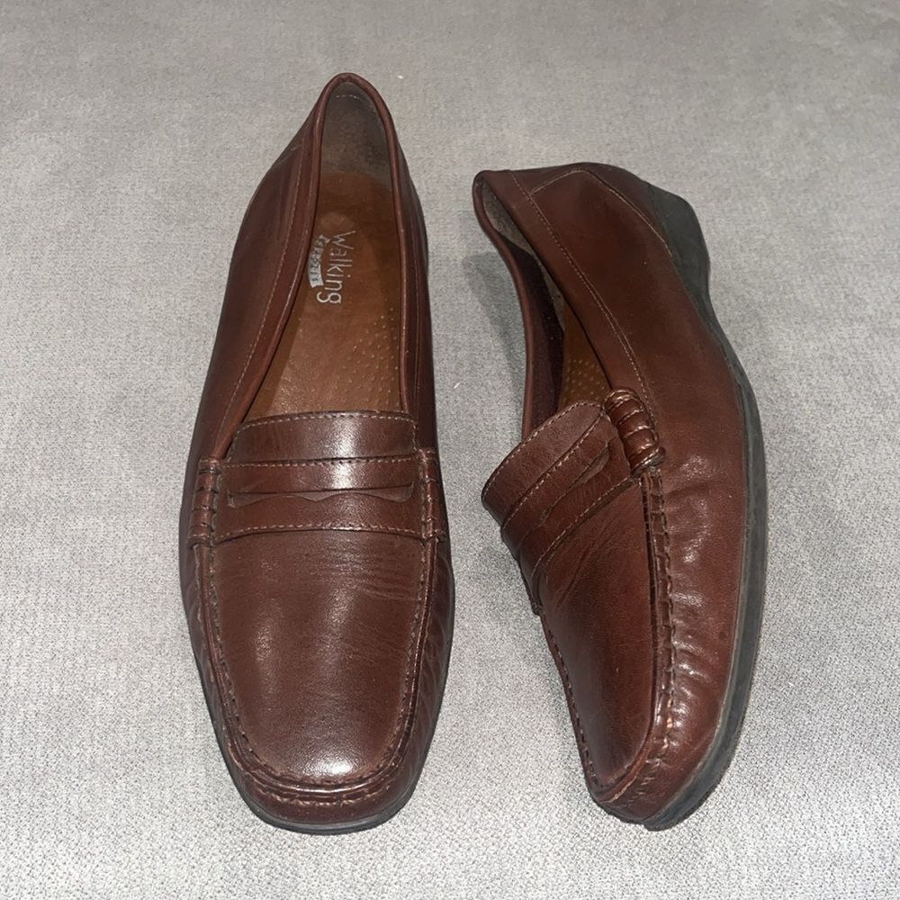 Walking Cradles Winnie brown leather slipon loafers
